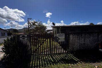 Ref 1085  Casa com Terreno Amplo no Sertãozinho